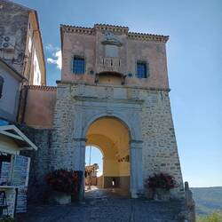 Entry to the fortress at Motovun