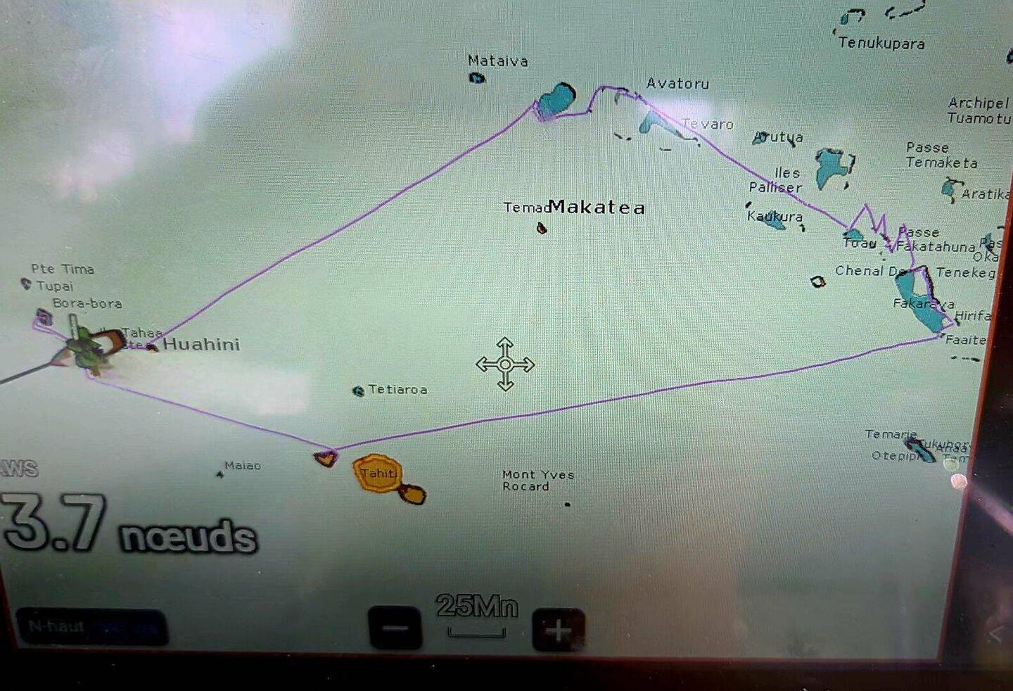1120 mn pour ce petit tour dans 2 archipel de la Polynésie