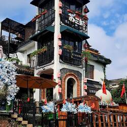 A multi-story restaurant along the canal.
