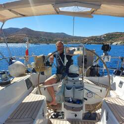 Captain leaving Kea