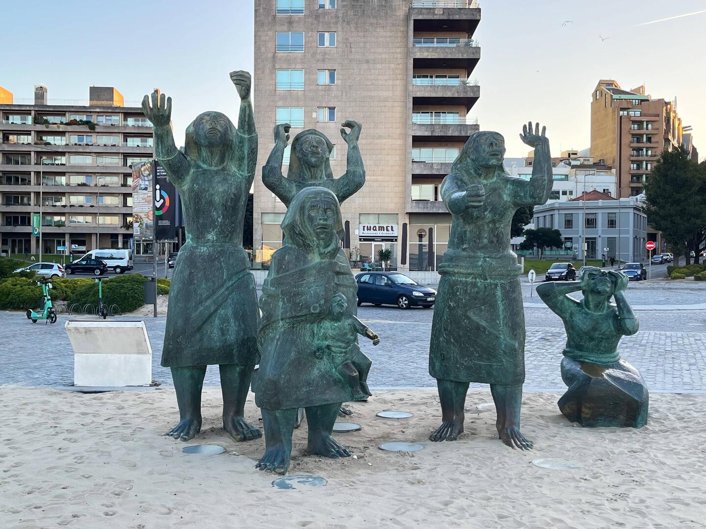 "Tragedy at Sea" representing the worst nautical tragedy of Portugal in 1947, several boats sank