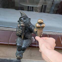 Nein, keine 8. Pause! Ein Eis geht jetzt wirklich nicht mehr rein.