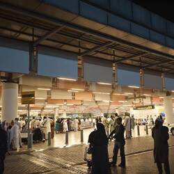 Abflug-Terminal ... mächtig was los!