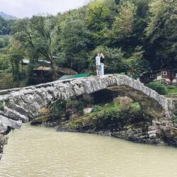 Steinbrücke aus dem 11. Jahrhundert