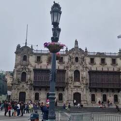 Regierrungssitz, Rathaus und Präsidentenpalast