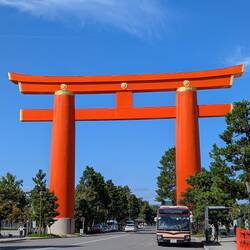 Huge gate to Heian Jingu Shrine