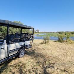 Morning tea beside the river. Bushes checked for hippos, leopards etc