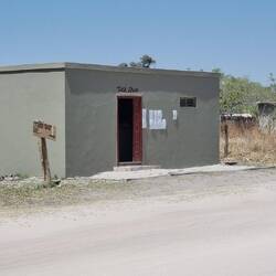 One of the 'tuck shops' in Khwai. Cool drinks, icecream, chips etc.