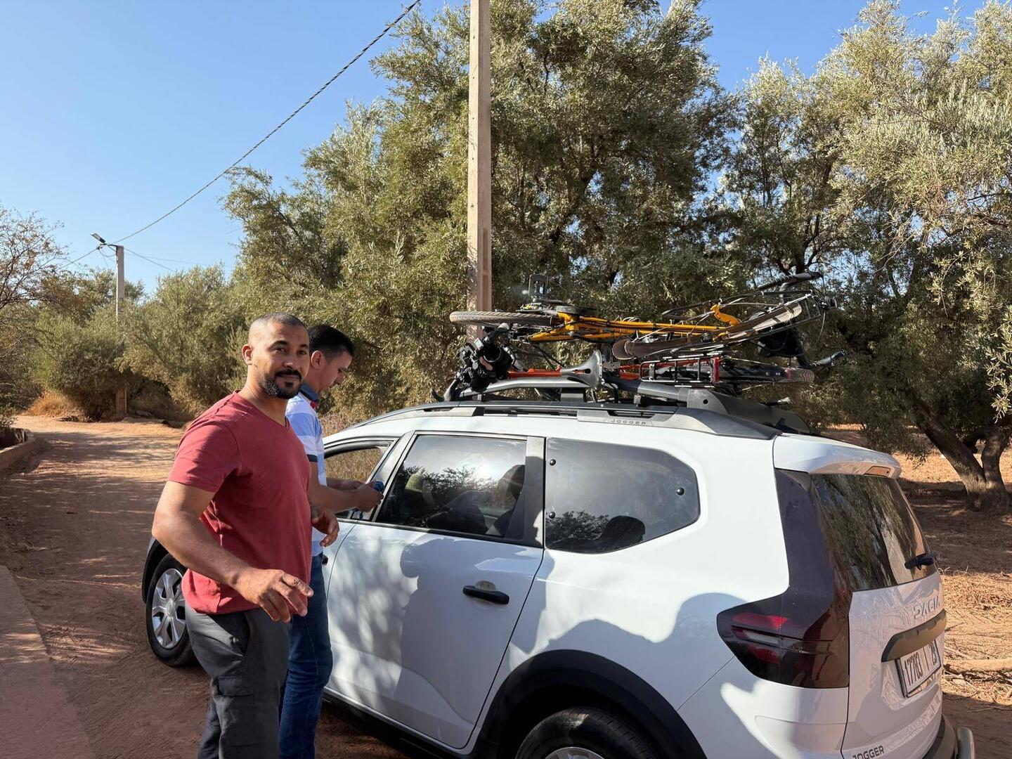 die Fahrräder aufs Dach