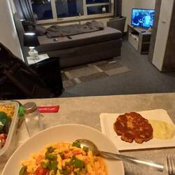 Pasta und Fischfrikadelle von der Burger Meisterin