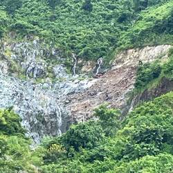 Impromptu waterfalls