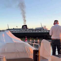 Just caught the end of Crystal Gayle's song as Badger slotted into her berth