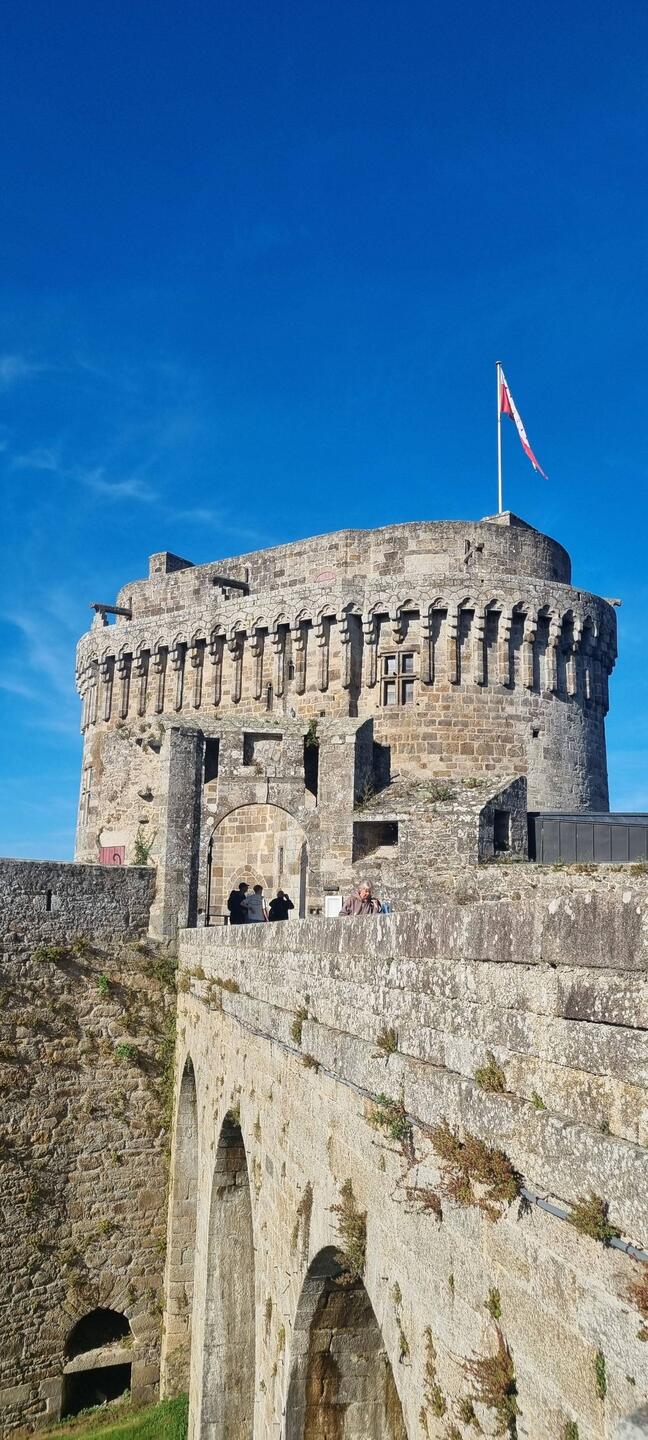 Die Burg ohne uns, da Hundis verboten, irgendwie haben wir damit kein Glück