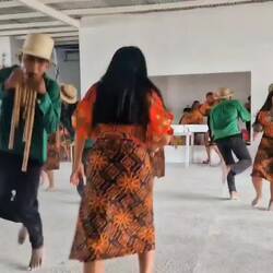 Traditioneller Tanz der indigenen Guna