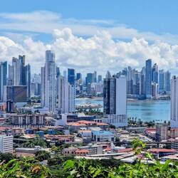 Blick auf die Skyline vom Cerro Ancón