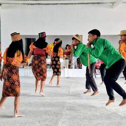 Traditioneller Tanz der indigenen Guna