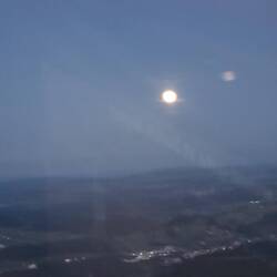 VOLLMOND ÜBER ZÜRICH