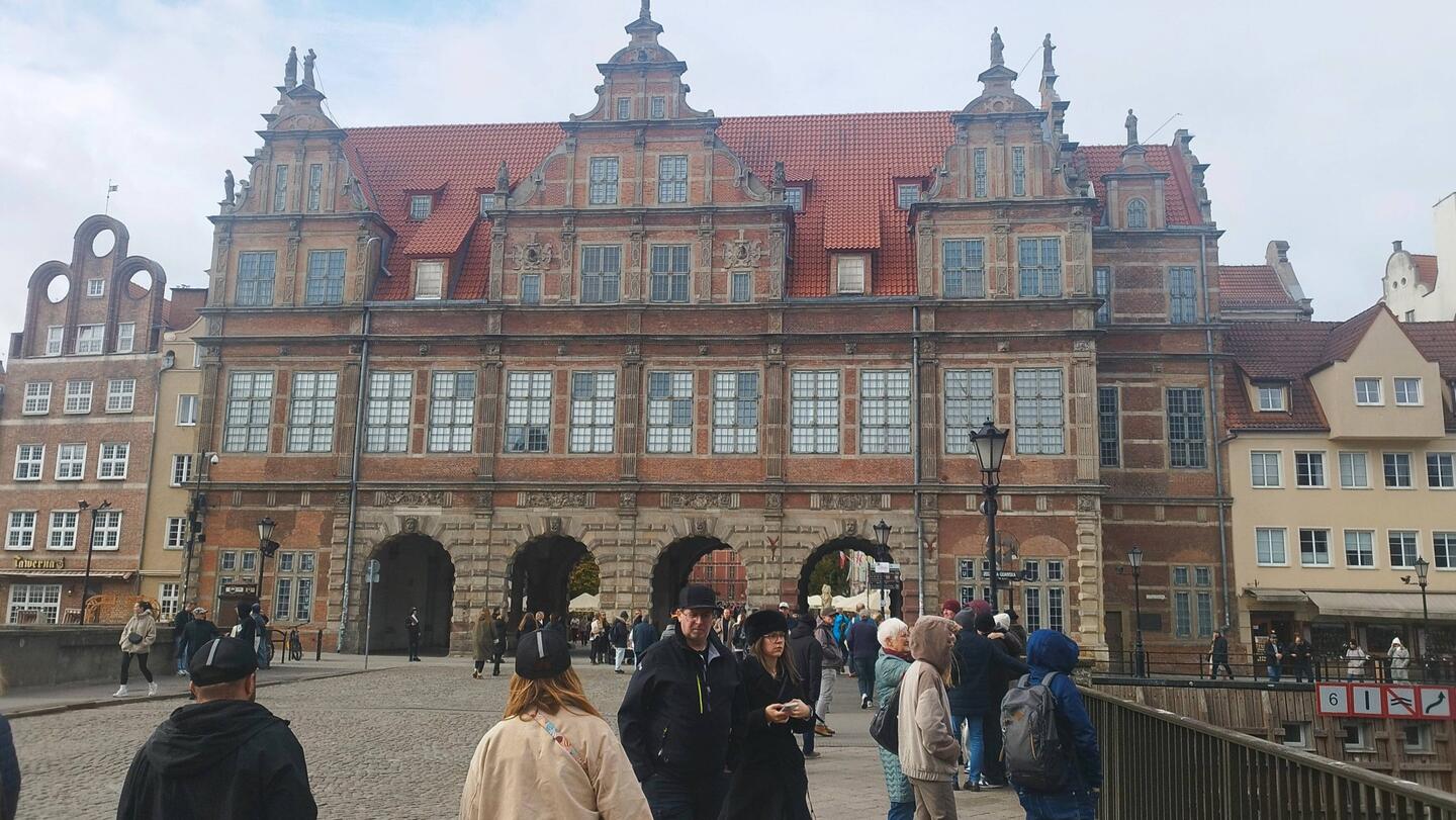 Grünes Tor Fluss Seite