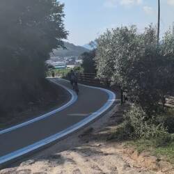 Zubringer zur großen Brücke