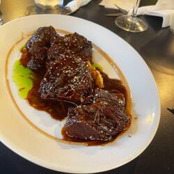 Beef cheek like beef bourginon