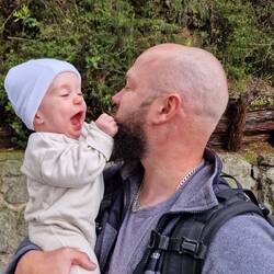 "AUA Papas Bart hat auch Gefühle"