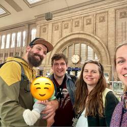 Reisebegleitungen wiedertreffen