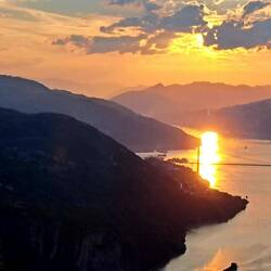 A beautiful sunset captured from our bus ride.