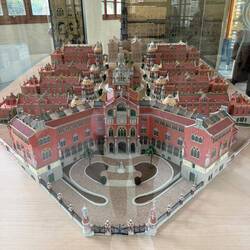 A model of the hospital layout