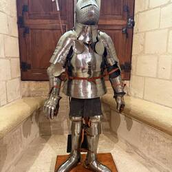 Suit of armor