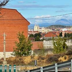 First glimpse of León cathedral