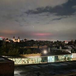 Blick aus unserem Zimmer bei Nacht