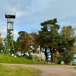 Beobachtungsturm aus der Soviet Ära
