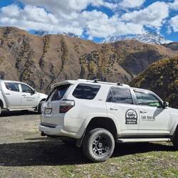 Start.. Der Bergrücken ist das Ziel.