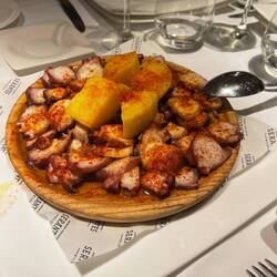 Octopus with olive oil and paprika - was not as tender or balanced in flavor compared to La Vina