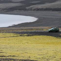 Time for a lunch break. On my exclusively reserved picknick place.