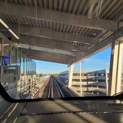 erste Reihe Sky Train