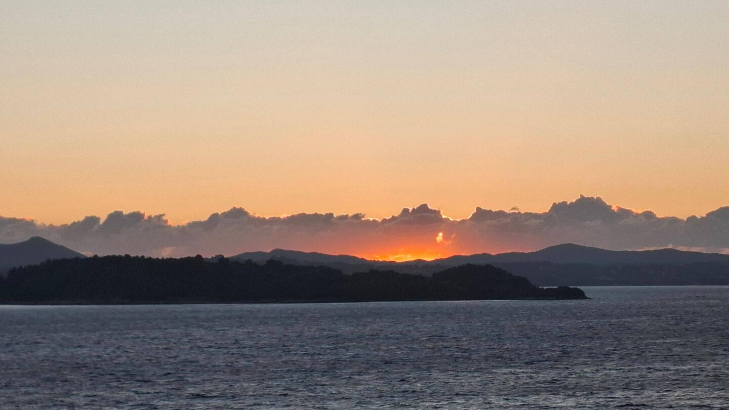 Sonnenuntergang hinter Korfu 🌄