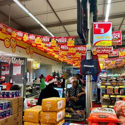 Einkauf in Mariental - hier geht der Weihnachtswahnsinn noch zeitiger los