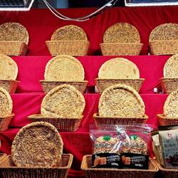 Large variety of naan bread!