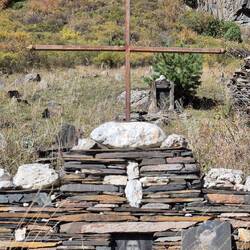 Friedhof Ardoti