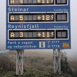 Only long exposure bans the temperatures along the road in the photo...