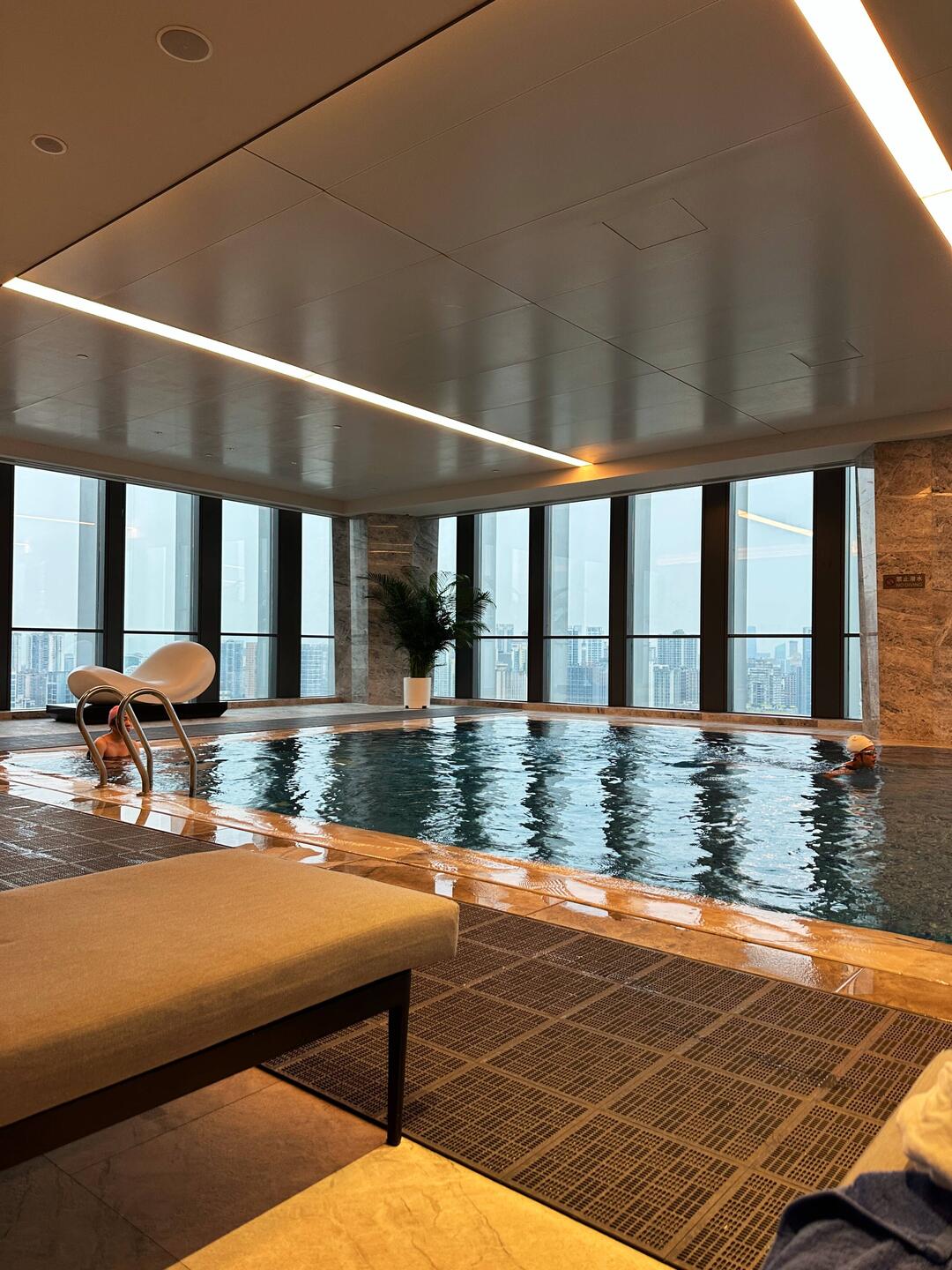 Ohne Badehaube geht nix 😛