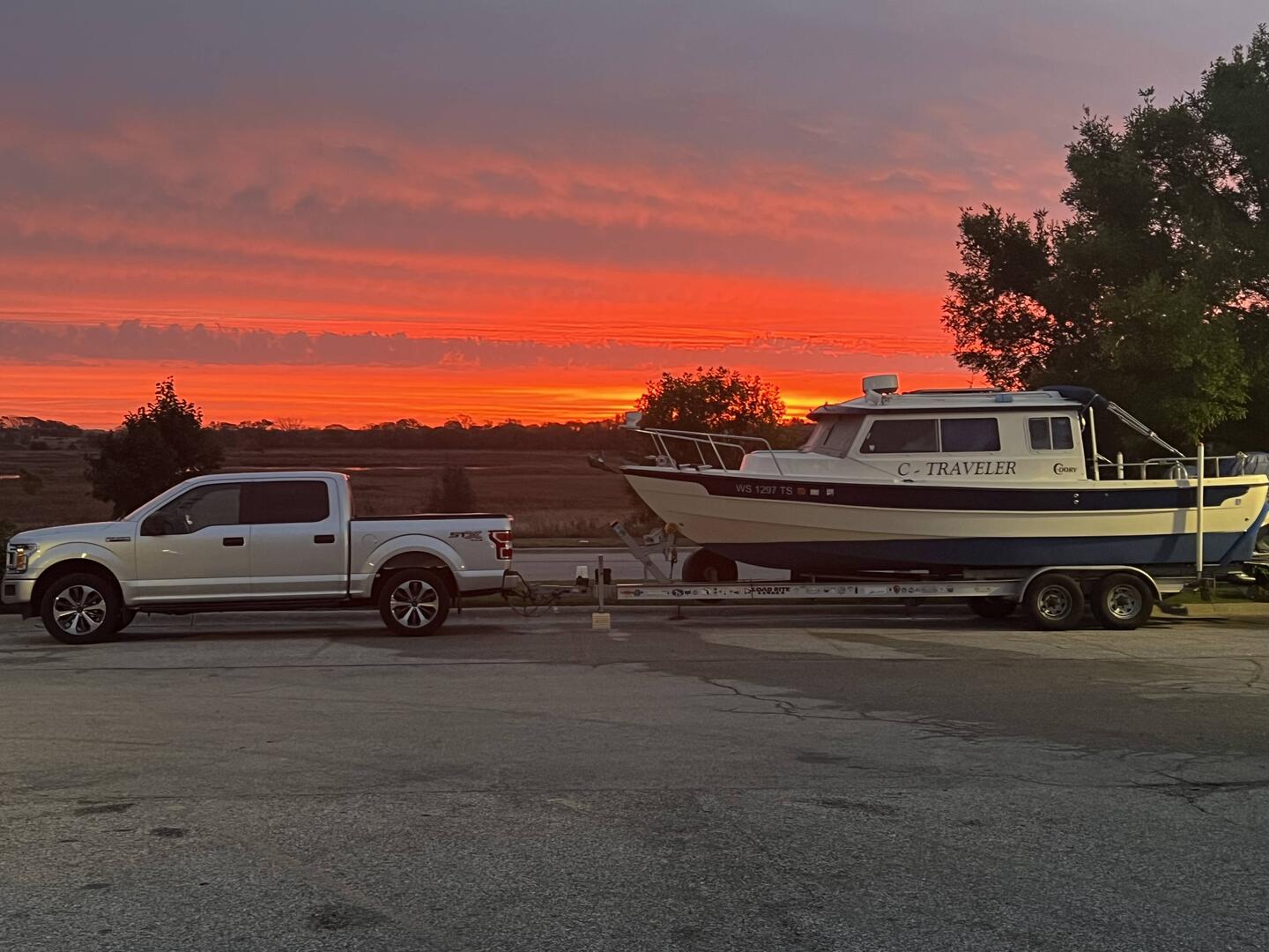 Good morning from Lincoln, NE., Cracker Barrel. It's not often I see the sunrise!