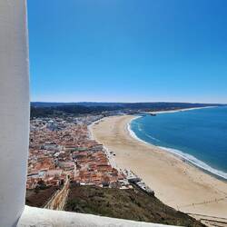 Este lugar tiene las olas mas grandes del mundo.