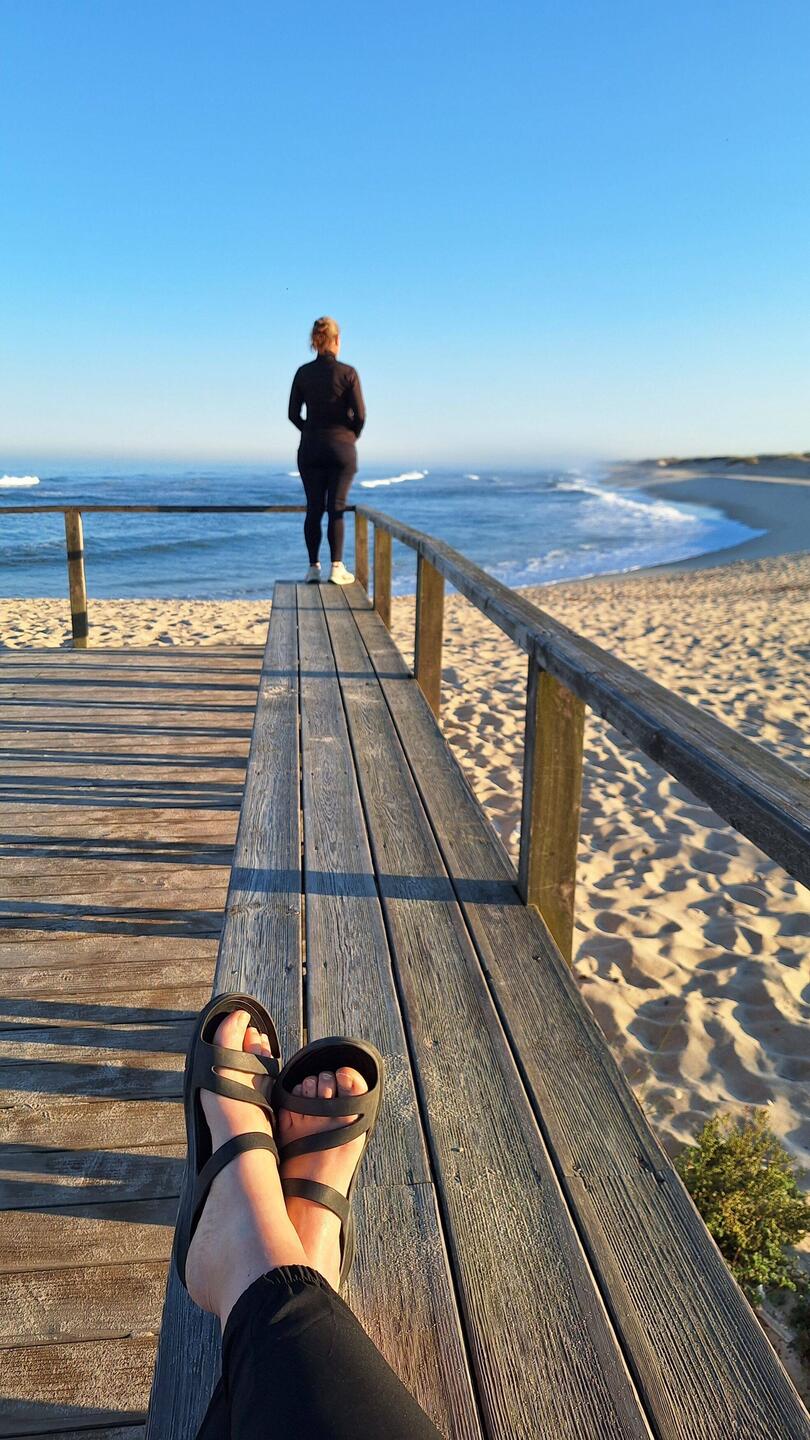 Paseo matutino por la playa de Furadoura.