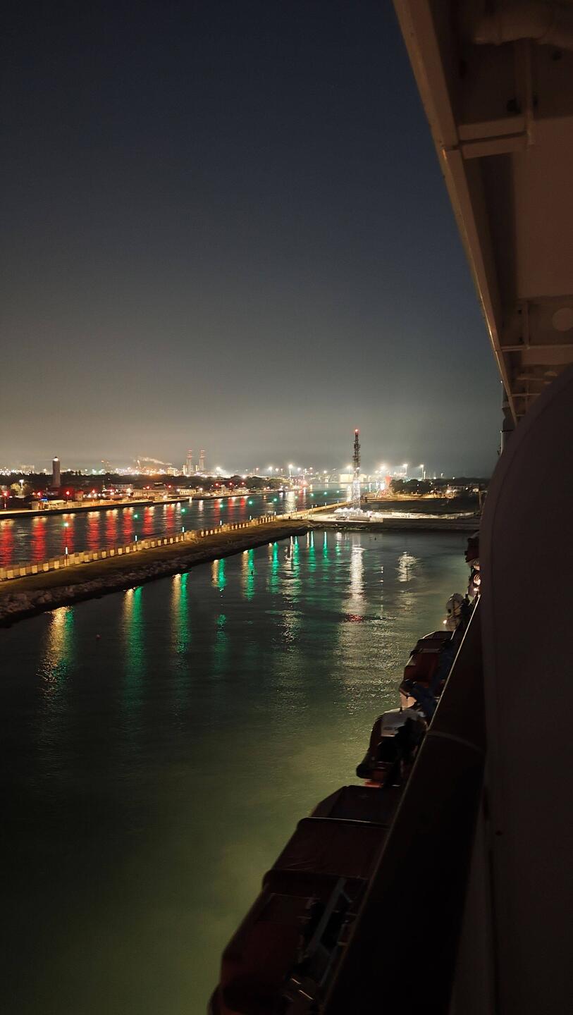 Einlaufen in die Marina von Ravenna um 07:00 🥰