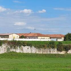 Das heutige Militär sitzt außerhalb