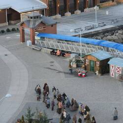 A folksy greeting at the wharf!