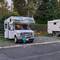 Stadt Campingplatz... Stellplatz an Stellplatz und leicht ungemütlich