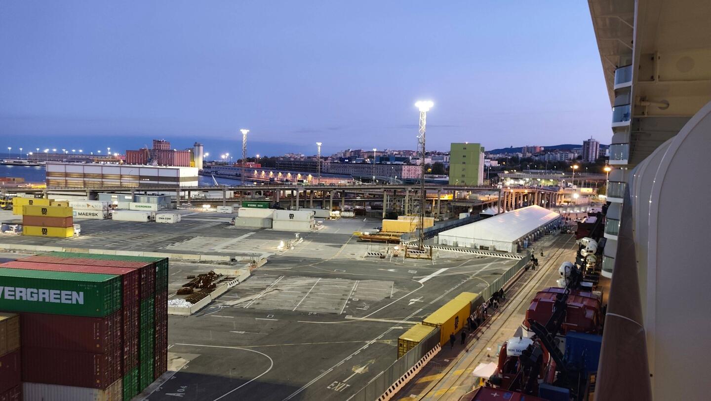 Ankunft im Industriehafen von Trieste